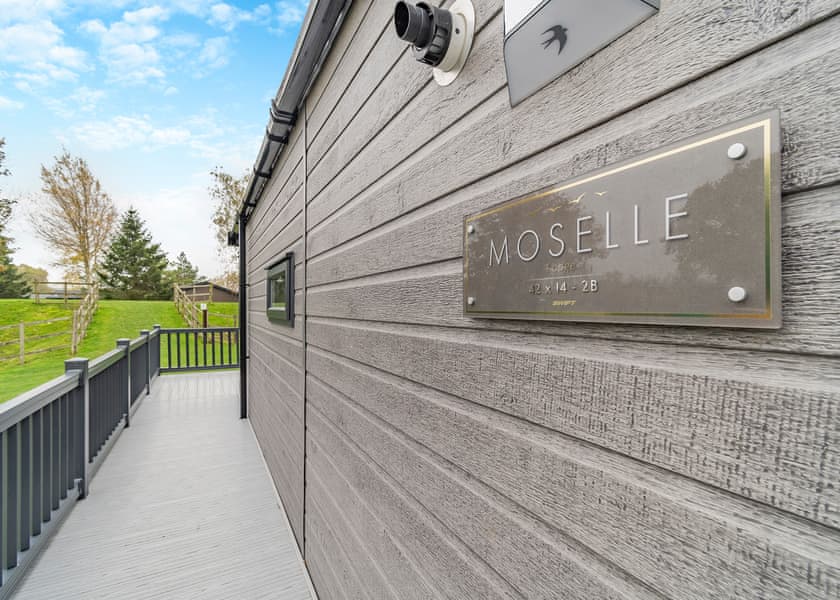 Fieldfare - Camper UK Leisure Park, Swinethorpe, Nr Lincoln