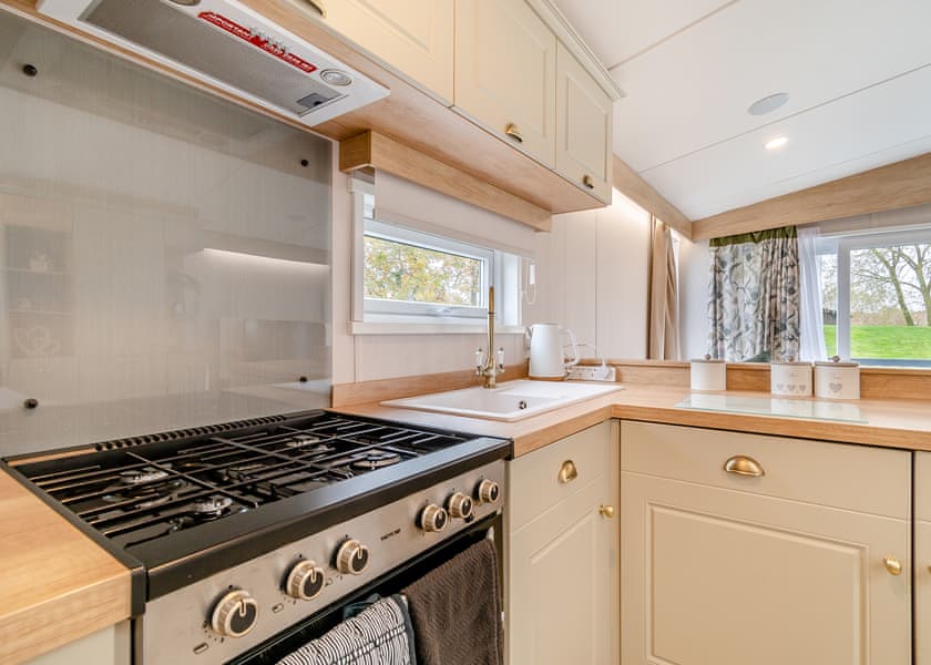 Fieldfare - Camper UK Leisure Park, Swinethorpe, Nr Lincoln