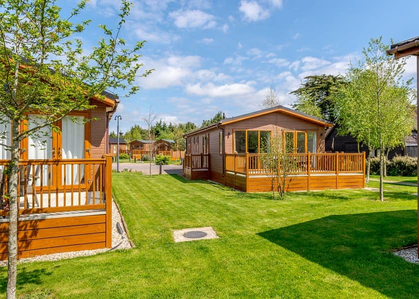 Canterbury Reach Lodge Retreat, Canterbury
