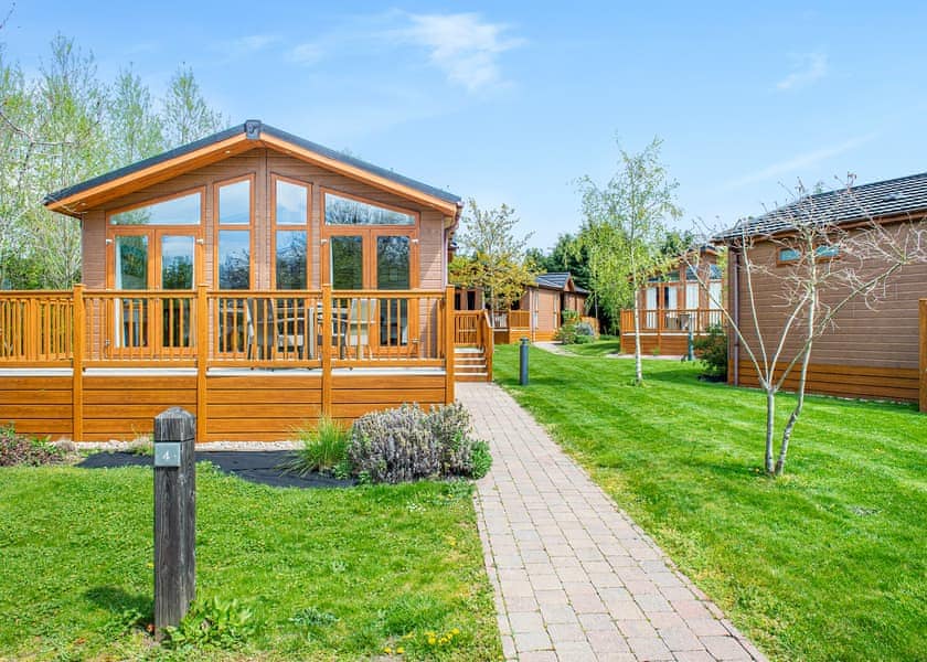 Canterbury Reach Lodge Retreat, Canterbury