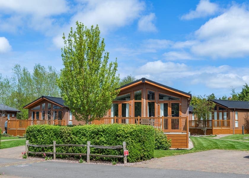 Canterbury Reach Lodge Retreat, Canterbury