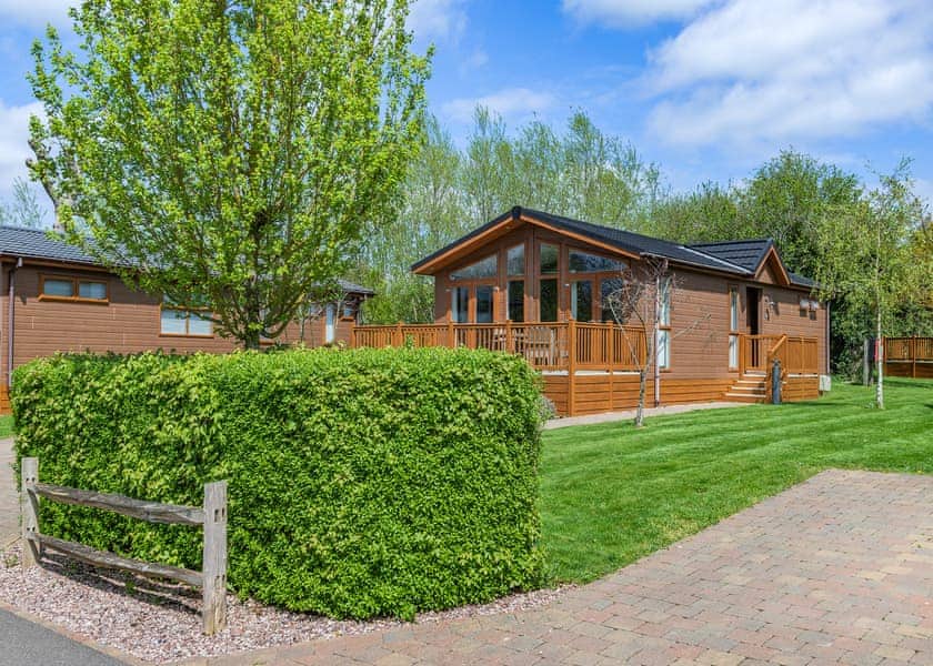 Canterbury Reach Lodge Retreat, Canterbury