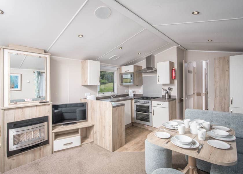 3 Bed Gold Caravan - Cardigan Bay Holiday Park, St Dogmaels, Pembrokeshire