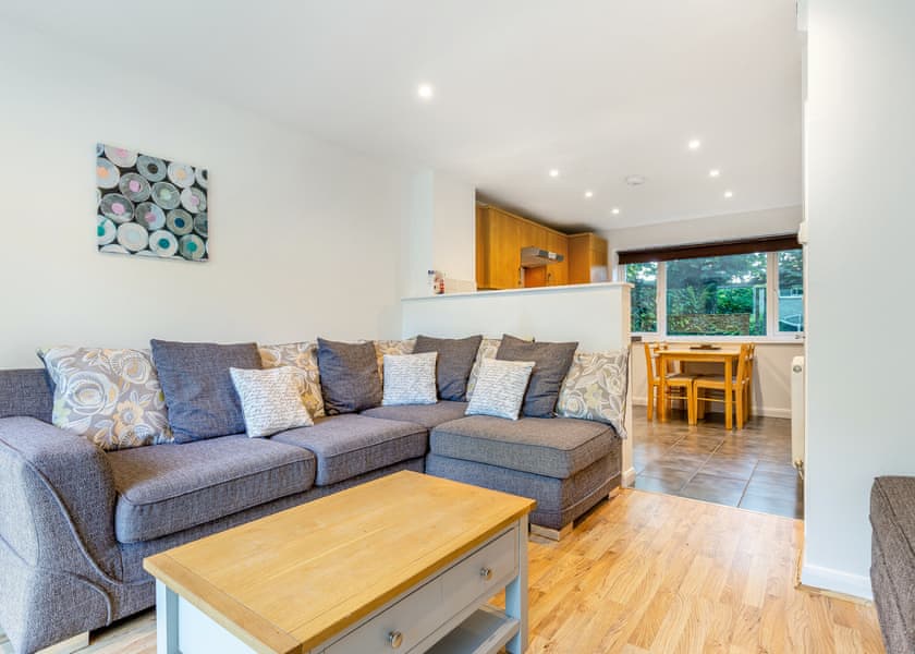 Atlantic Garden Chalet 2 - Atlantic Reach Holiday Resort, Newquay