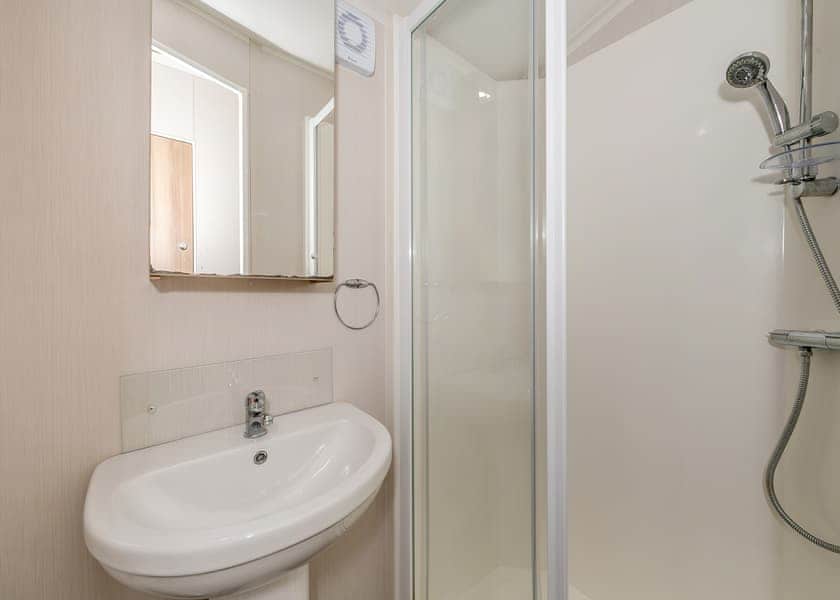 Cedar Plus - Castle Brake Holiday Park, Woodbury