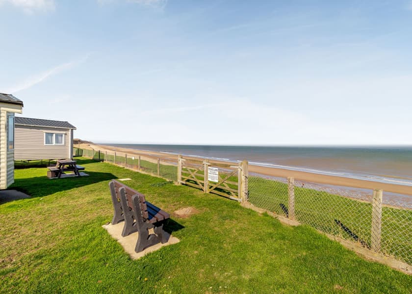 Castaways Beach Resort, Bacton-on-Sea