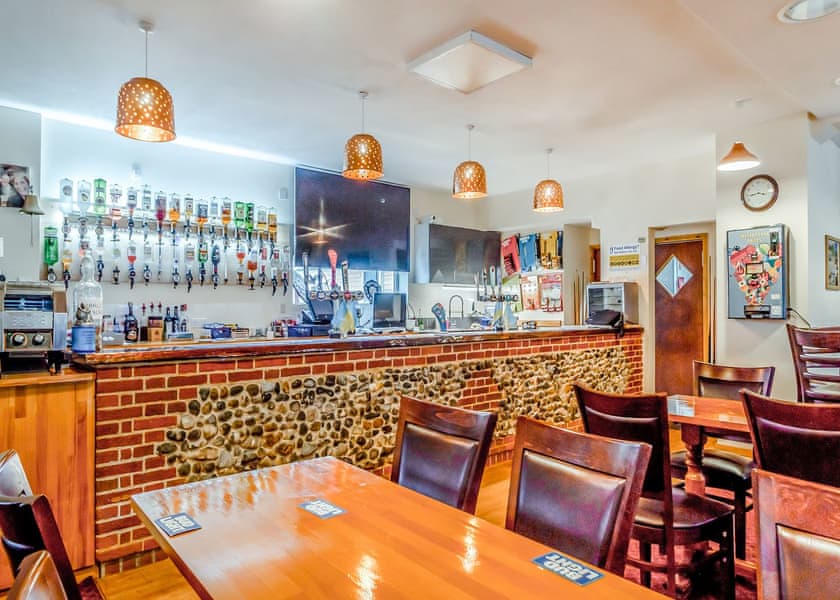 Castaways Beach Resort, Bacton-on-Sea