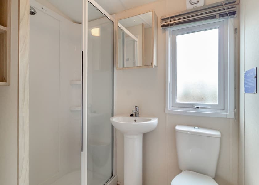 Castaways Oyster 10 Sea View - Castaways Holiday Park, Bacton-on-Sea