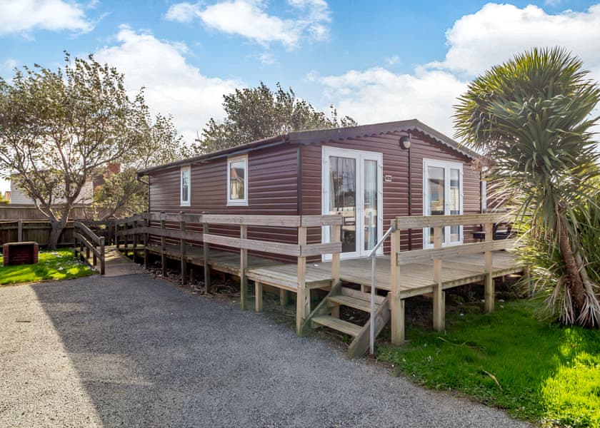 Castaways Lodge - Castaways Holiday Park, Bacton-on-Sea