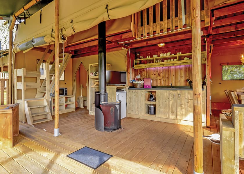 Foxglove Safari Tent - Celtic Escapes, Narberth