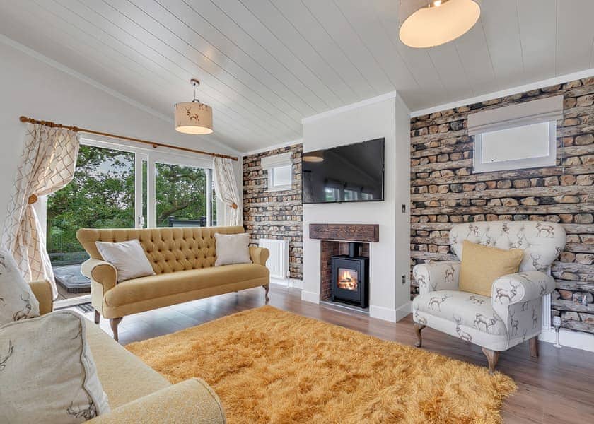 Spinney Lodge - Celtic Escapes, Narberth