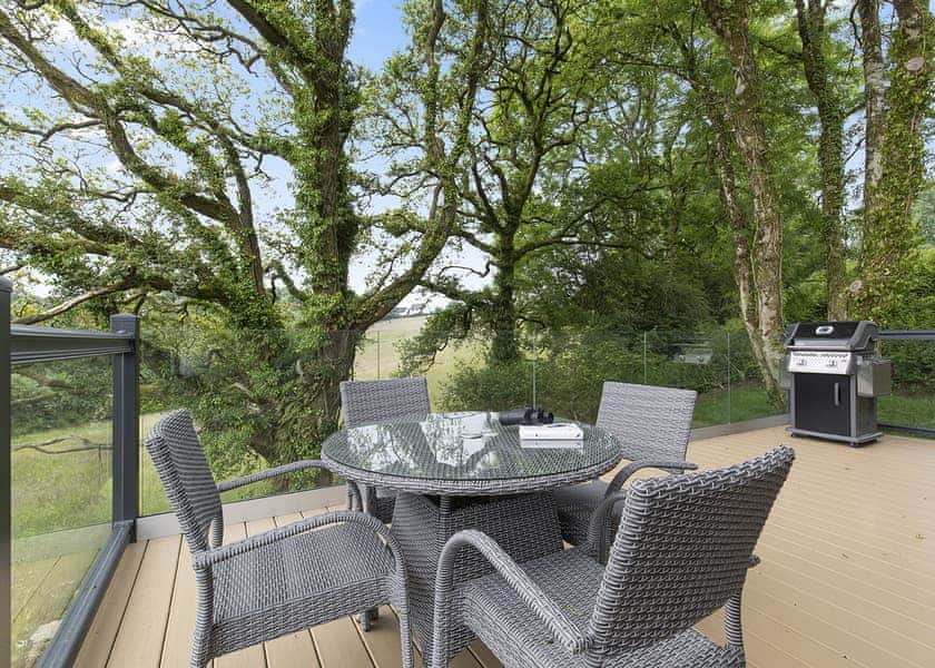 Dovecote Lodge - Celtic Escapes, Narberth