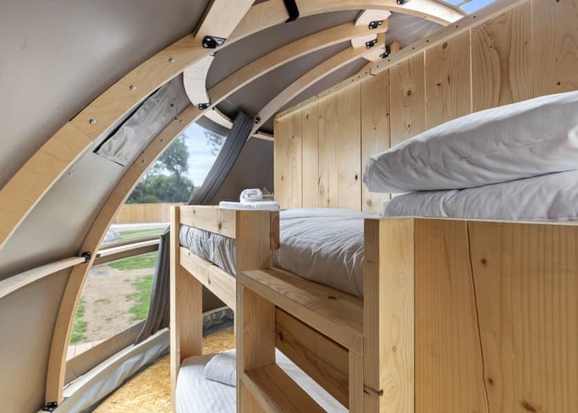 Stargazer 1 (Sleeps 4) - Celtic Escapes, Narberth