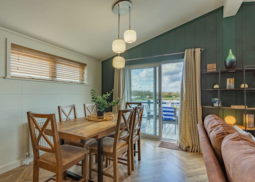 Green Oak - Croft Farm Water Park, Tewkesbury