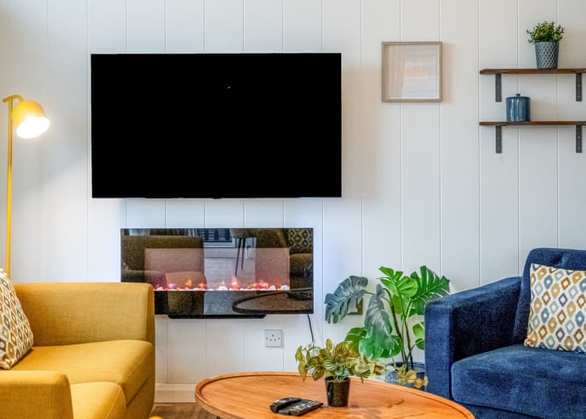 Silver Oak - Croft Farm Water Park, Tewkesbury