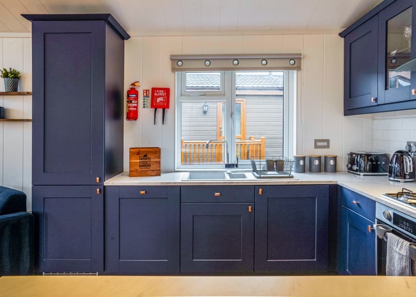 Silver Oak - Croft Farm Water Park, Tewkesbury