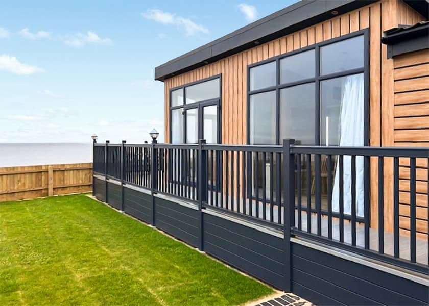 Seaview Luxury 2 (Hot Tub) - Sandy Beach Holiday Park, Bacton