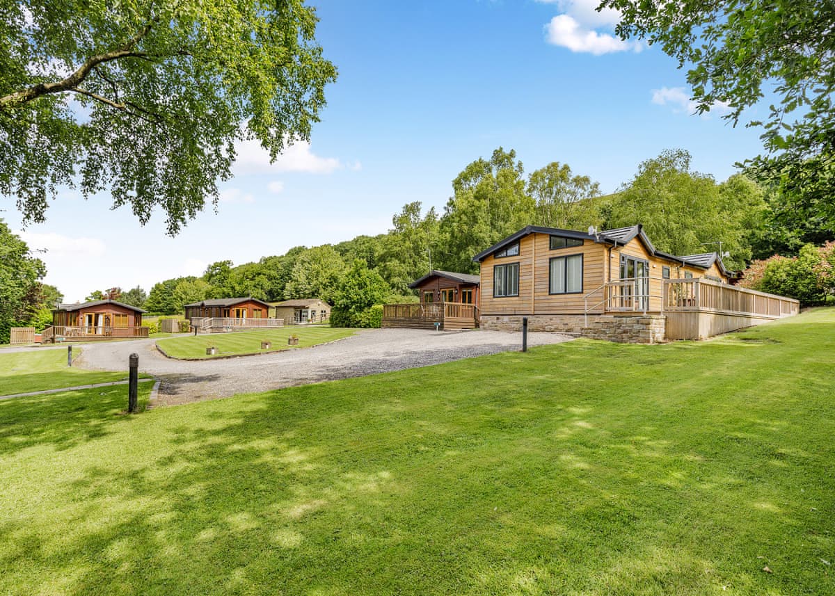 Charlesworth Lodges - Holiday lodge in Central England - Image 5