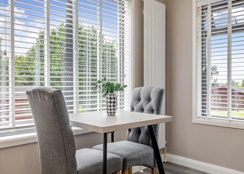 The Retreat - Charlesworth Lodges, Glossop