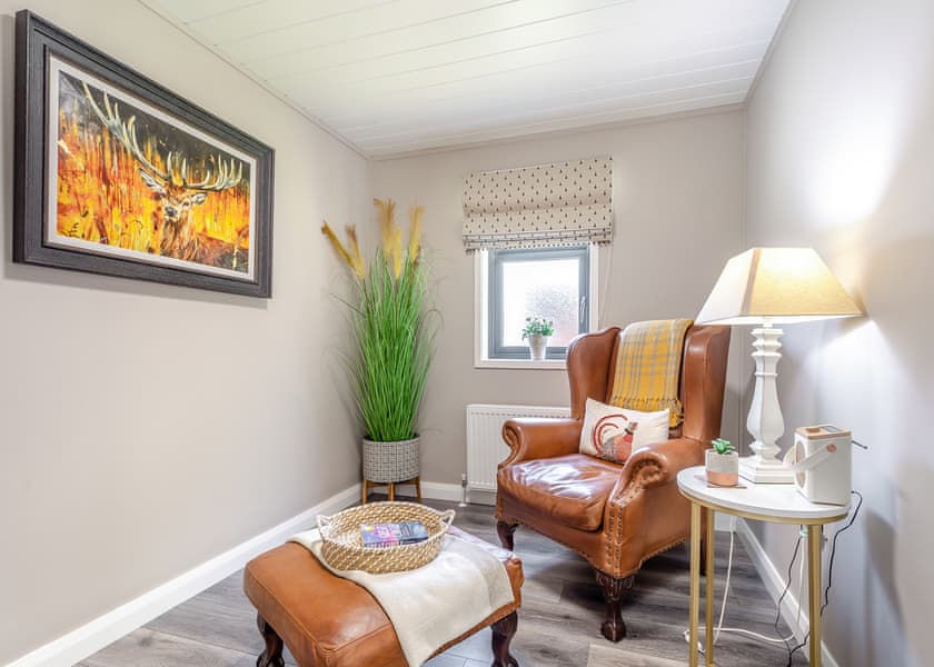 The Retreat - Charlesworth Lodges, Glossop