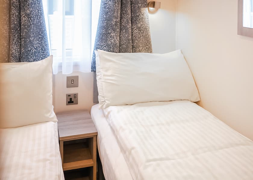 2024 Classic 3 bedroom - Chesil Beach Holiday Park, Weymouth