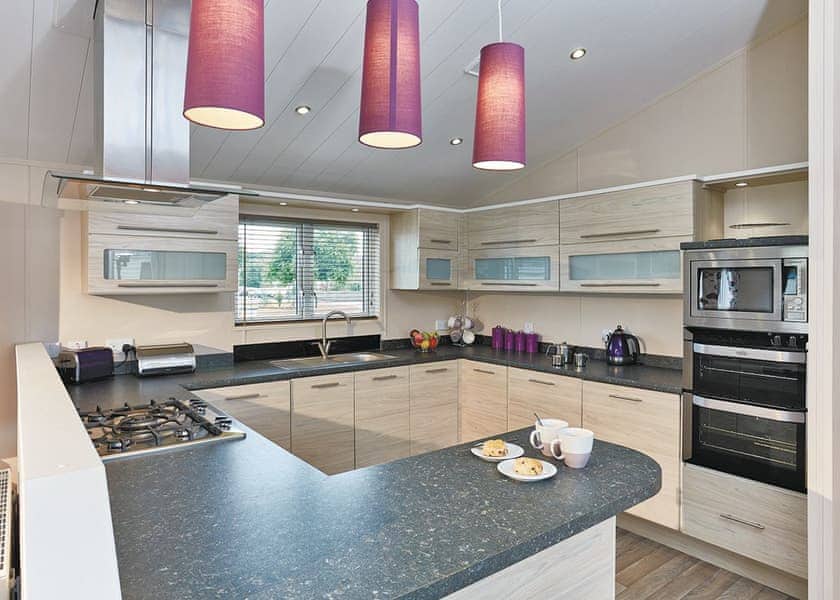 Typical Hoverton Lodge | Cherry Tree, Burgh Castle, Great Yarmouth