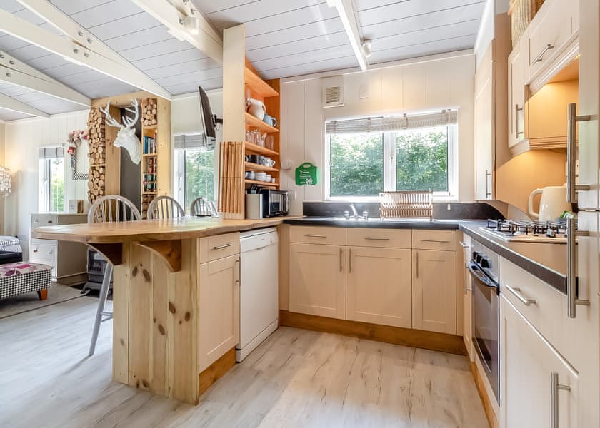 Revamp Retreat - Cliff House Holiday Park, Dunwich