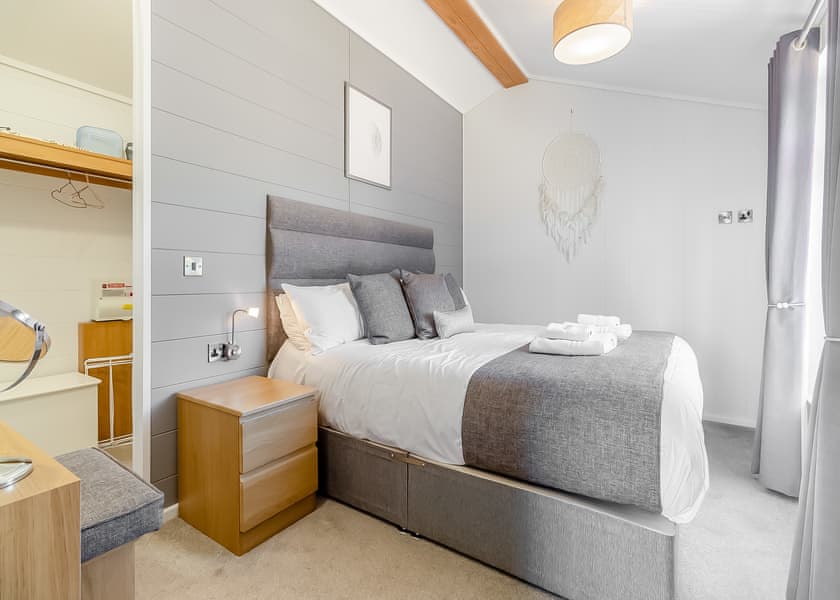 Moonlight - Cliff House Holiday Park, Dunwich