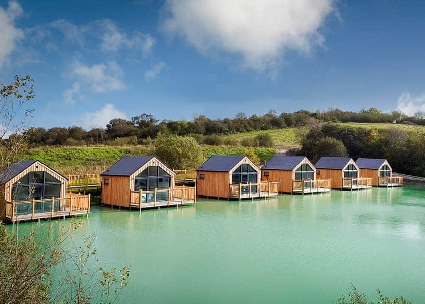 Clawford Lakes Resort and Spa in Clawton, Nr Holsworthy, North Devon ...