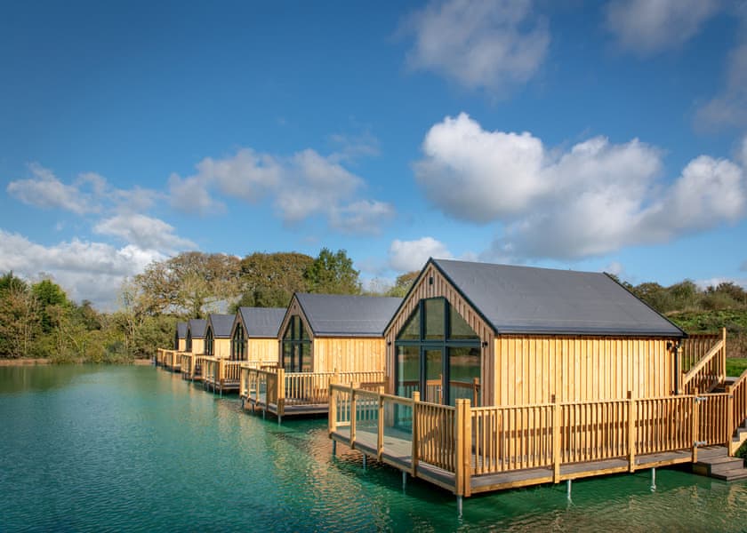 Lake Pod Plus - Clawford Lakes Resort and Spa, Clawton, Nr Holsworthy