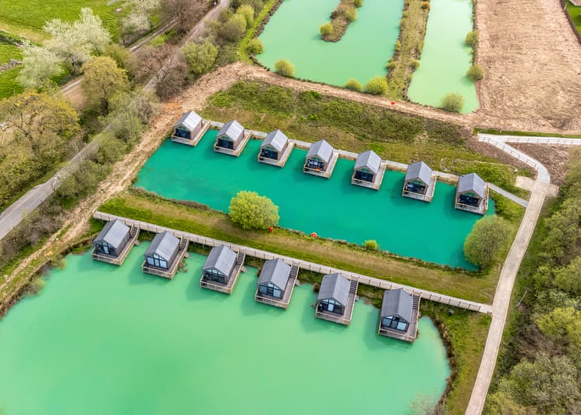 Lake Pod Plus - Clawford Lakes Resort and Spa, Clawton, Nr Holsworthy