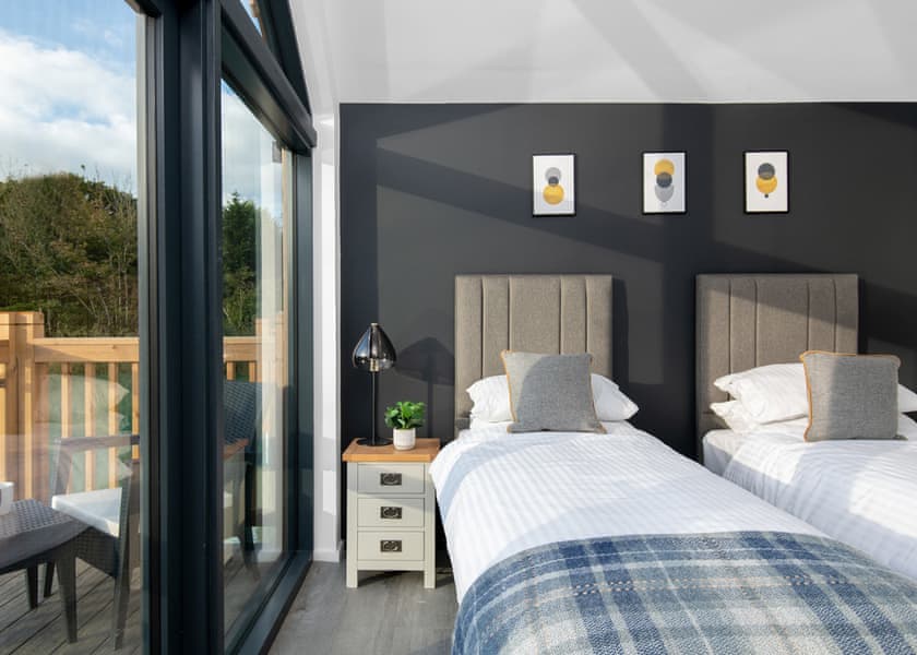 Lake Pod Plus - Clawford Lakes Resort and Spa, Clawton, Nr Holsworthy