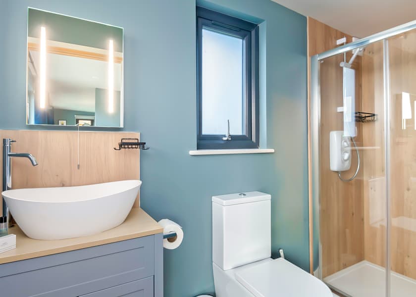 Signature Lake Pods - Clawford Lakes Resort and Spa, Clawton, Nr Holsworthy