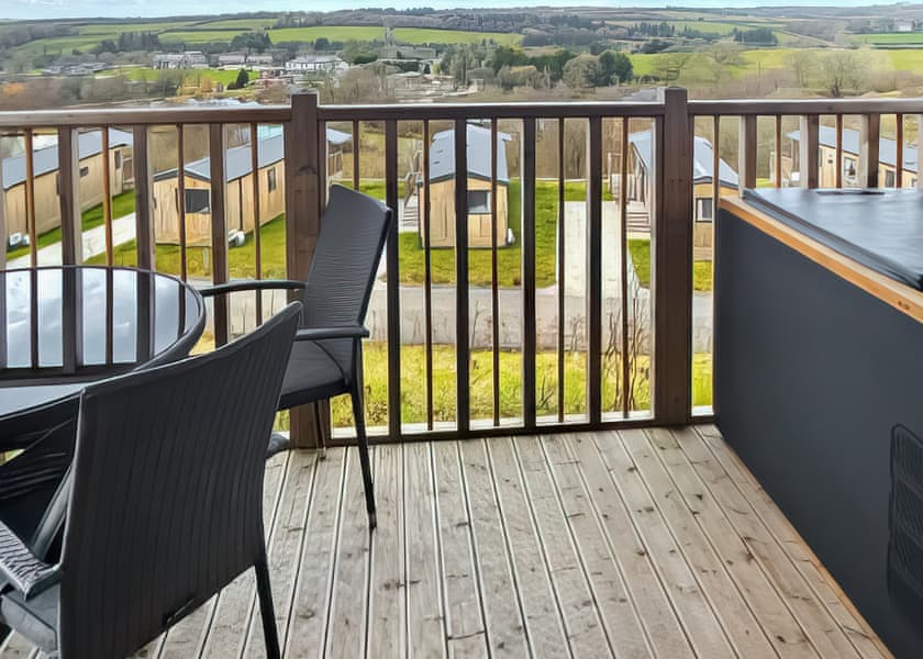 Willows 2 Bed Holiday Home with Sauna - Clawford Lakes Resort and Spa, Clawton, Nr Holsworthy