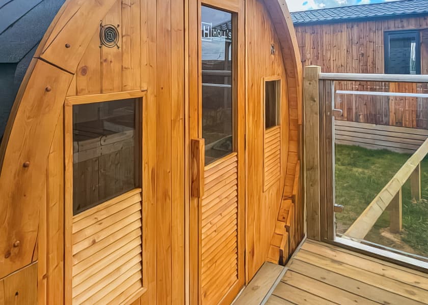 Willows 2 Bed Holiday Home with Sauna - Clawford Lakes Resort and Spa, Clawton, Nr Holsworthy