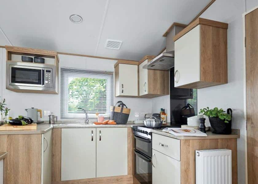Platinum 2 - Clarach Bay Holiday Village, Clarach Bay, Nr Aberystwyth
