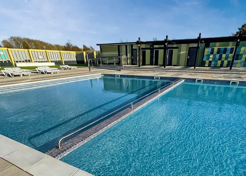 Cleethorpes Pearl Holiday Park, Humberston, Nr Cleethorpes