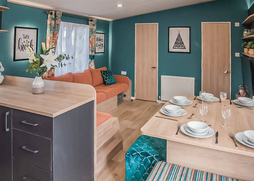 Cleethorpes Pearl Holiday Park, Humberston, Nr Cleethorpes