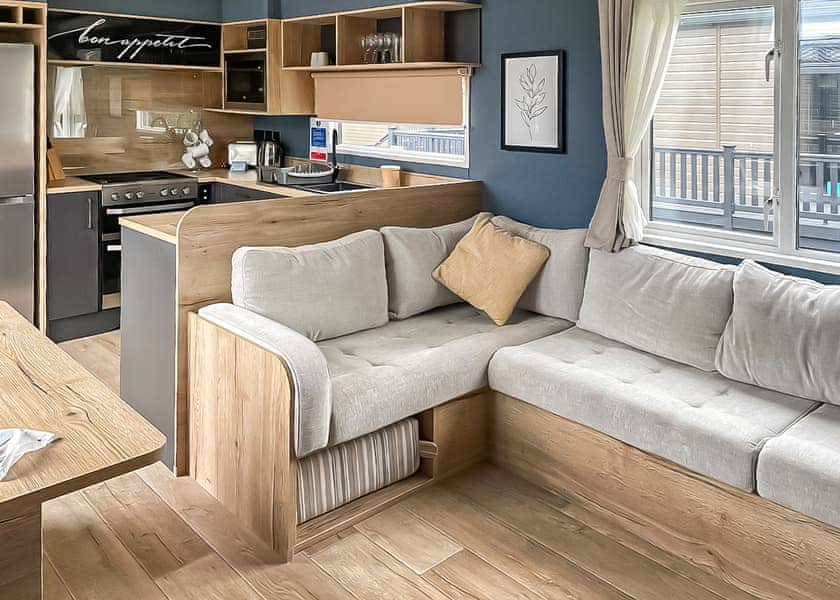 Oakwood 7 Berth (Pet) - Cleethorpes Pearl Holiday Park, Humberston, Nr Cleethorpes