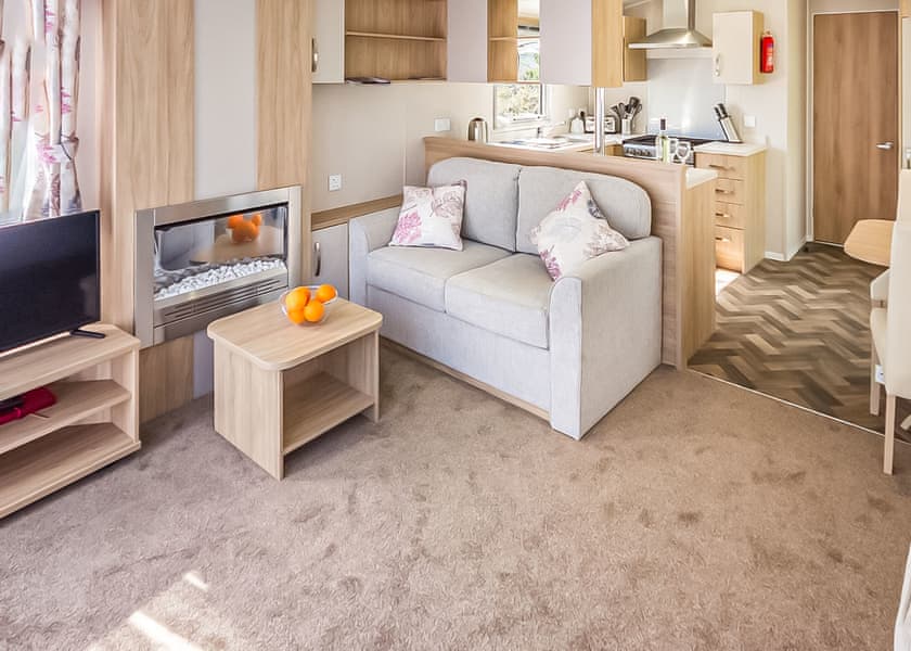 8 Berth Luxury Caravan Hot Tub - Cleethorpes Pearl Holiday Park, Humberston, Nr Cleethorpes