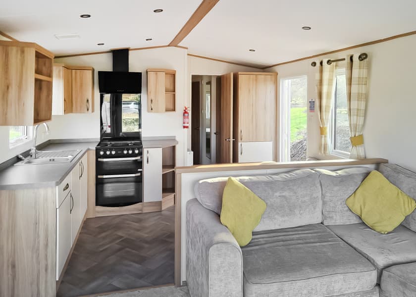 Comrfort 3 Bedroom Caravan with Hot Tub (PF) - Campsie Glen Holiday Park, Fintry