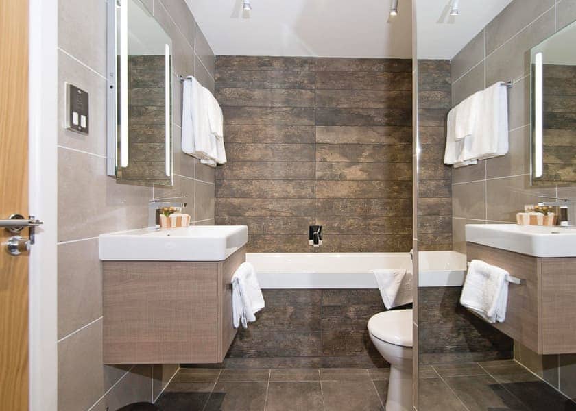 St Austell Lodge Spa - Clowance, Praze-An-Beeble, Nr. St Ives