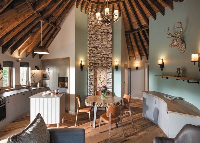 The Treehouse - Clowance, Praze-An-Beeble, Nr. St Ives