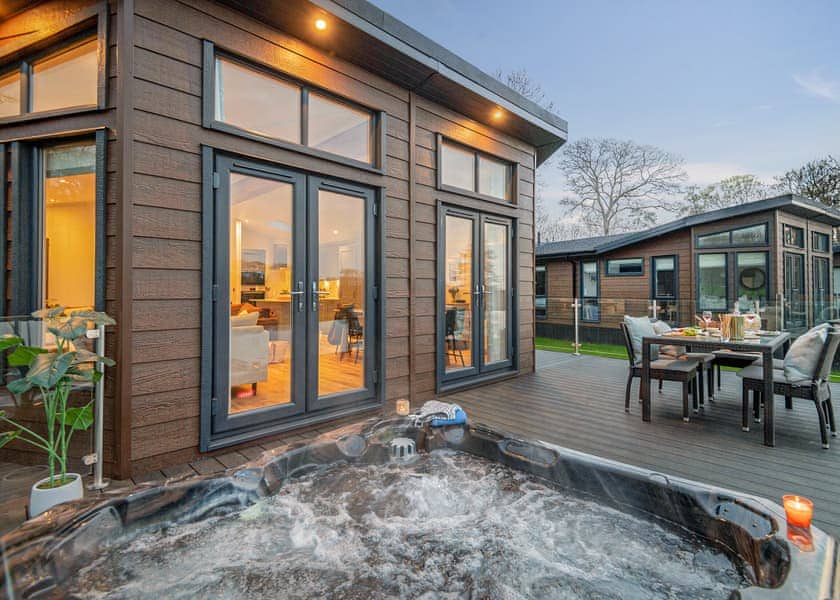 Lake View Spa - Clowance, Praze-An-Beeble, Nr. St Ives