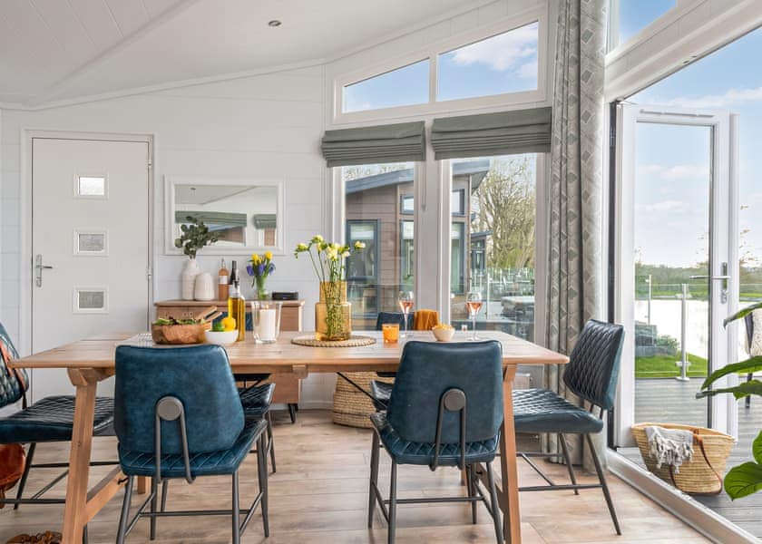 Lake View Spa - Clowance, Praze-An-Beeble, Nr. St Ives