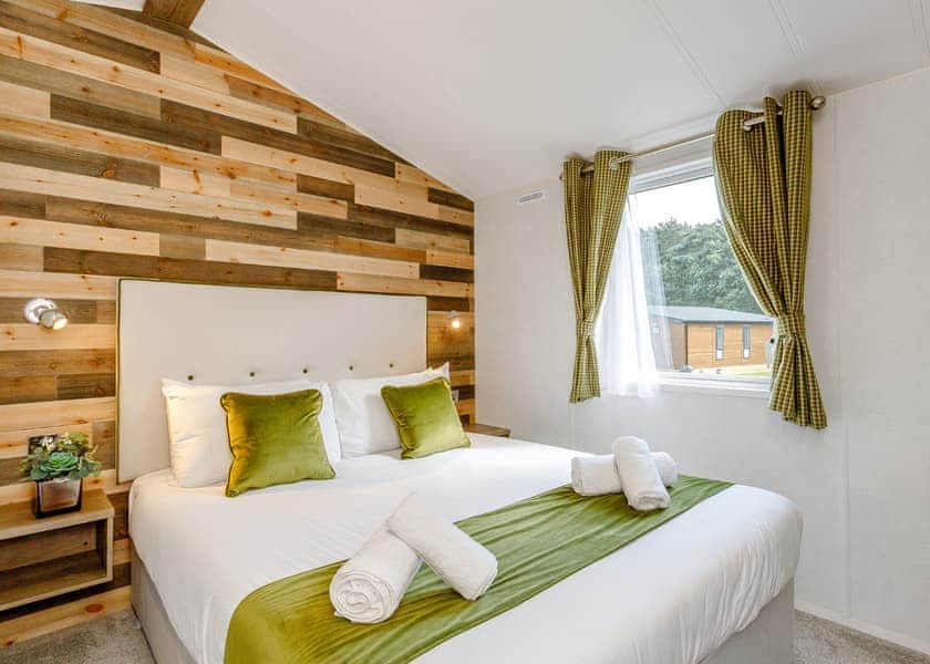 Cedar Spa (Pet) - Clumber Park, Sherwood Forest, Worksop