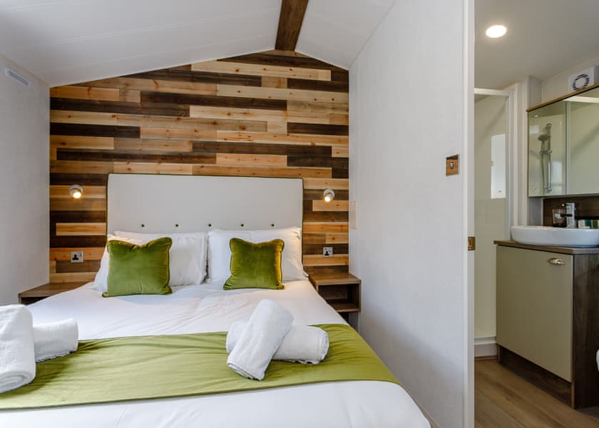 Cedar Spa (Pet) - Clumber Park, Sherwood Forest, Worksop