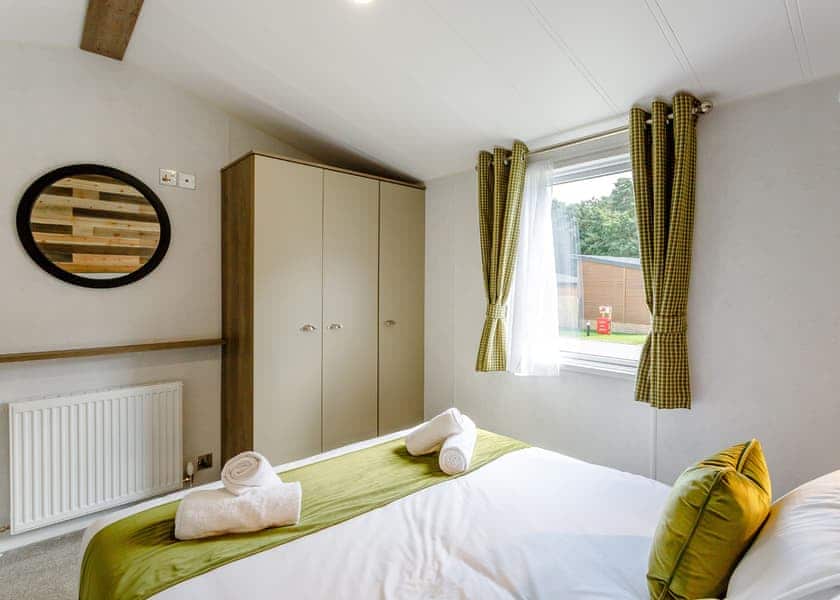 Cedar Spa (Pet) - Clumber Park, Sherwood Forest, Worksop