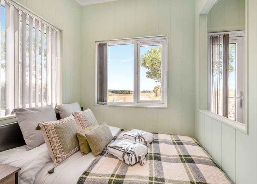 Ridgeway View - Calvesland Hideaway, Nr. Tenby