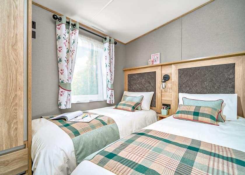 Diamond Holiday Home 3 Bedroom - Clwydian View at ParcFarm, Mold